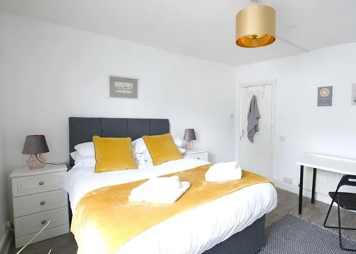 City Centre 4 Bedroom House